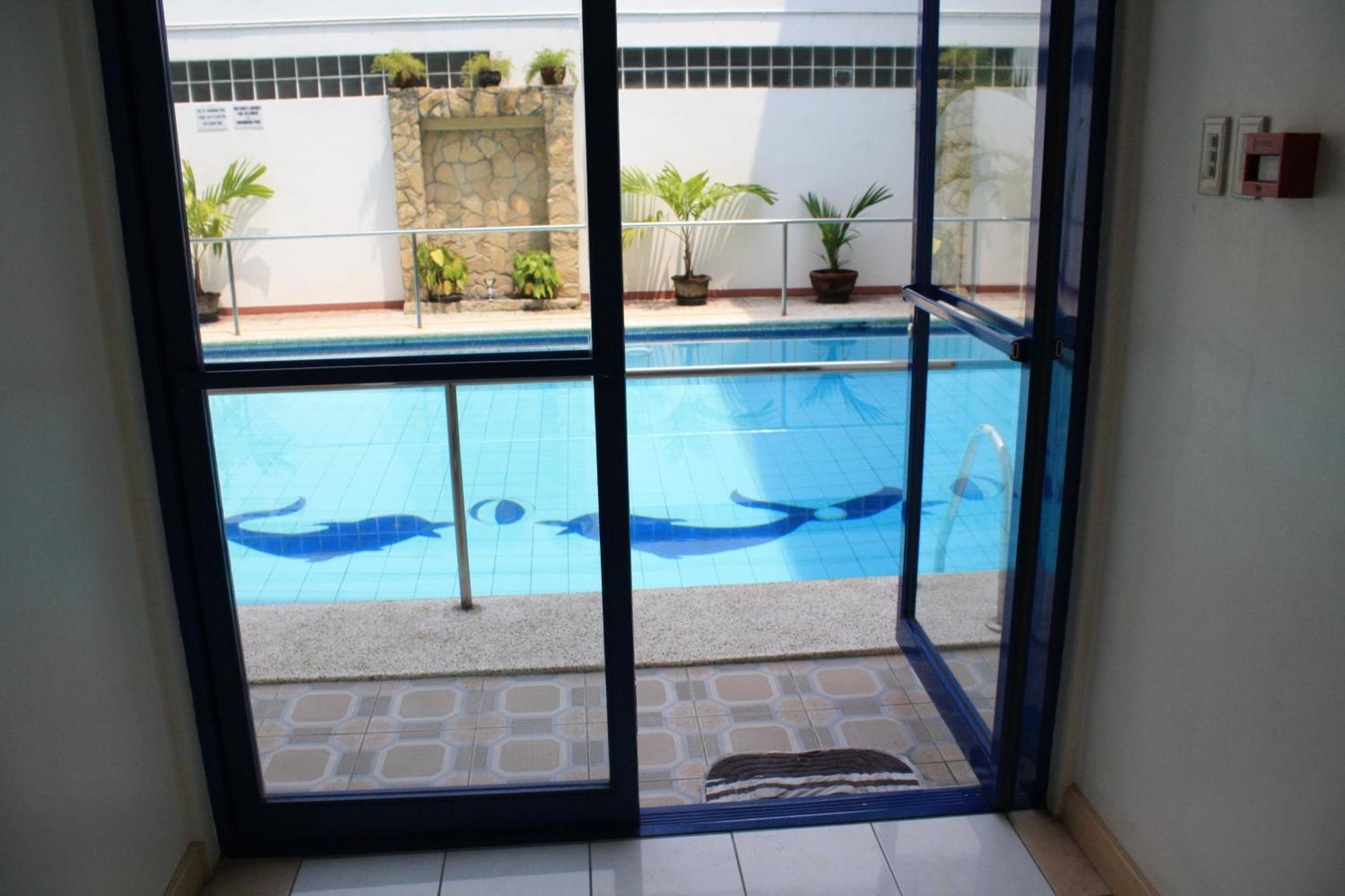 Dumaguete Springs Apartment Dumaguete City Eksteriør bilde