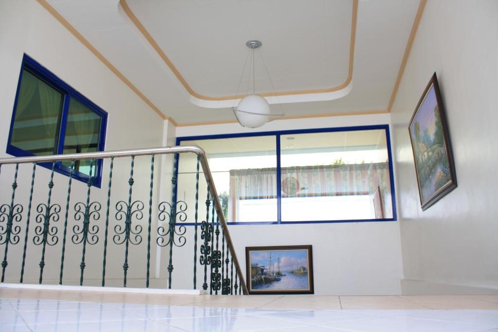 Dumaguete Springs Apartment Dumaguete City Eksteriør bilde
