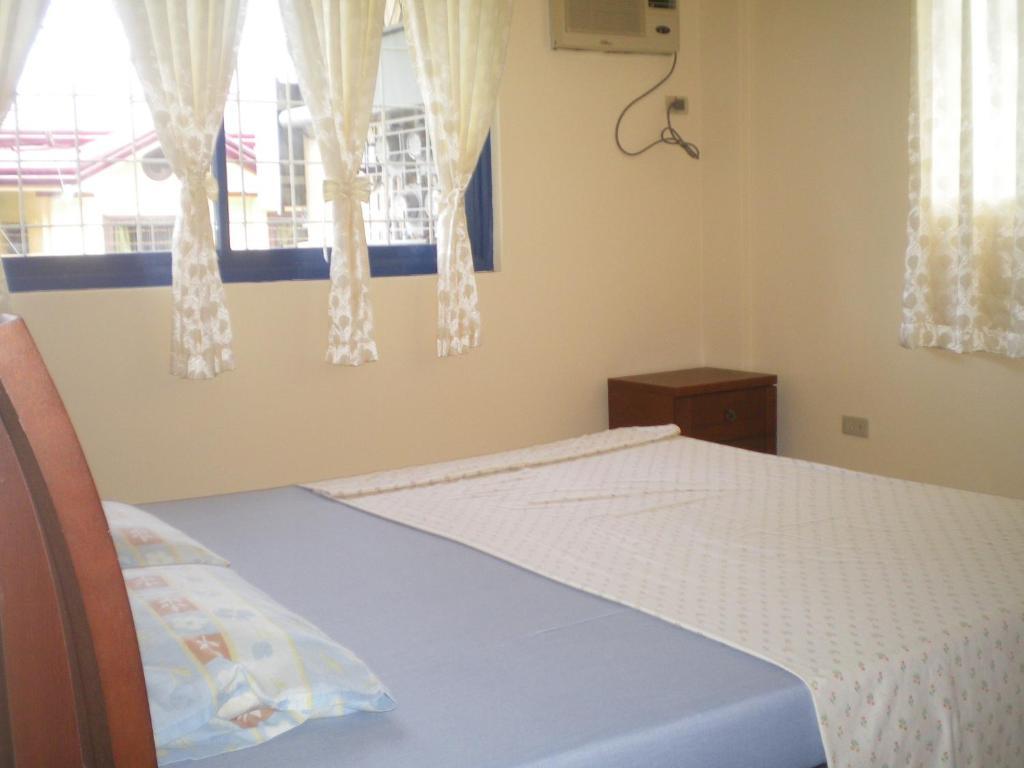 Dumaguete Springs Apartment Dumaguete City Rom bilde